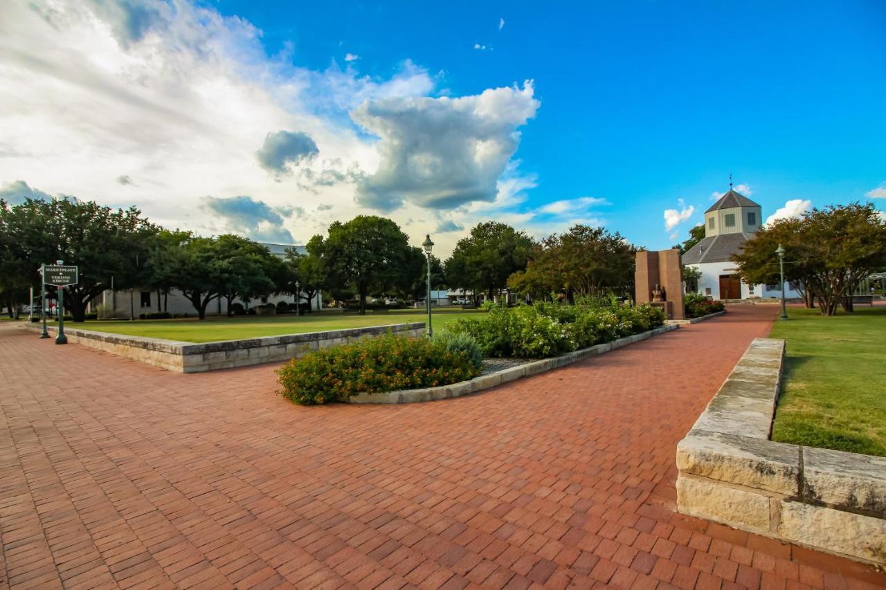 Fredericksburg Farmhaus Villa Exterior photo